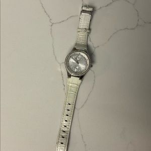 Stainless steel ladies watch